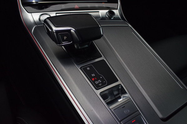 Audi A7 55 TFSI V6 340pk Quattro S-line Luchtvering - B&O - 21"