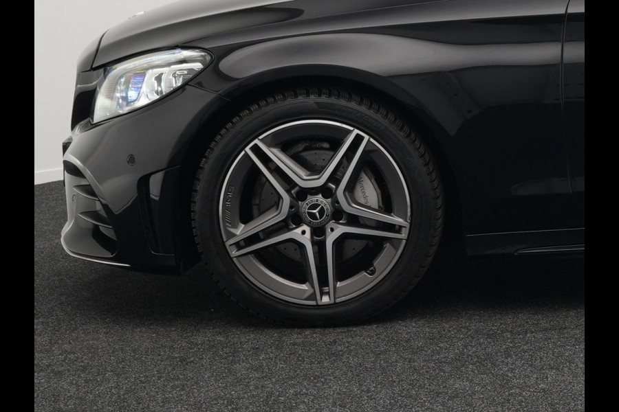 Mercedes-Benz C-Klasse Estate 180 Business Solution AMG Plus Upgrade Edition | Multibeam LED | Virtual | Apple Carplay | Afneembare Trekhaak | Alcantara Sportstoelen Verwarmd | Sfeerverlichting | Camera | 18"L.M |