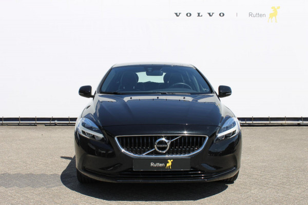 Volvo V40 T3 152PK Automaat Dynamic Edition Dealer onderhouden / Zwarte hemel / Standkachel / Navigatie / 17" lichtmetalen velgen / Cruise Control /