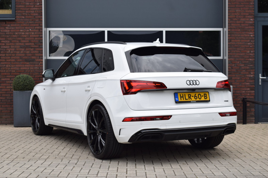 Audi Q5 50 TFSI e 299pk Quattro S-line | Luchtvering | 22" | Pano | Trekhaak