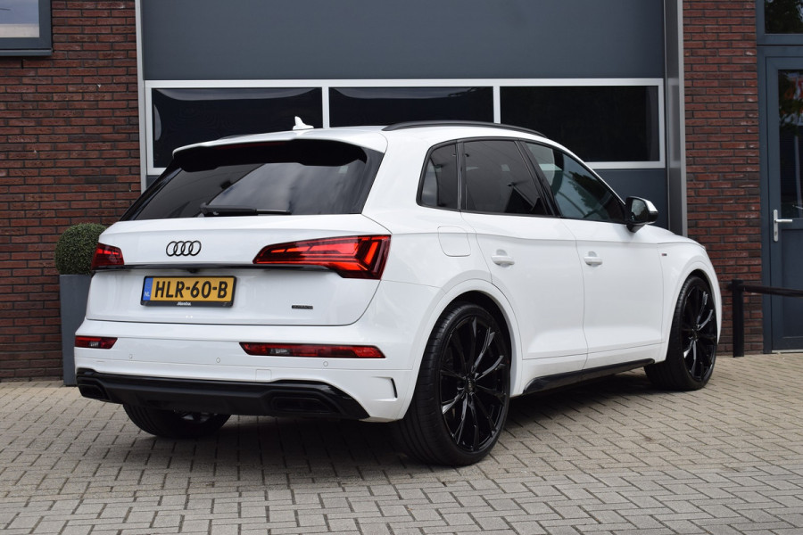 Audi Q5 50 TFSI e 299pk Quattro S-line | Luchtvering | 22" | Pano | Trekhaak