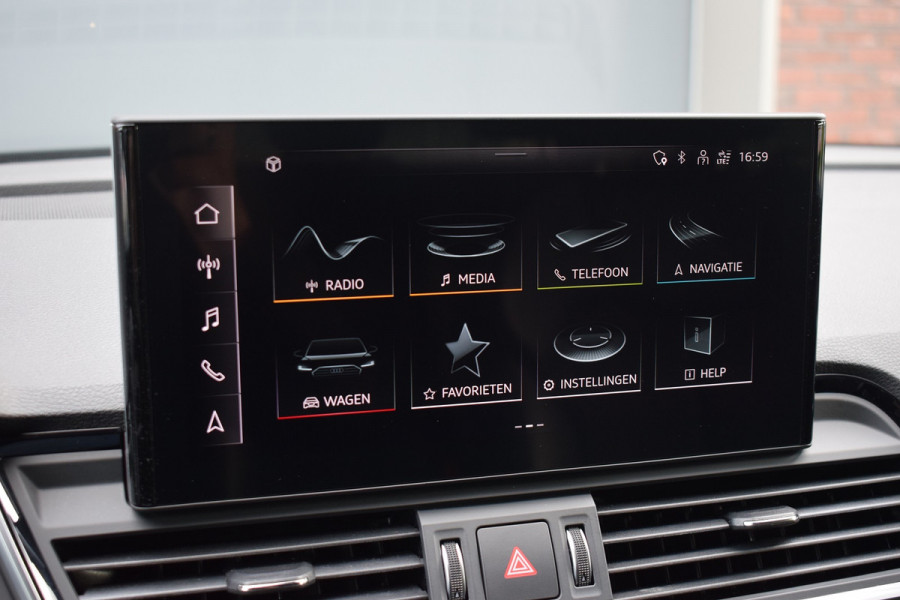 Audi Q5 50 TFSI e 299pk Quattro S-line | Luchtvering | 22" | Pano | Trekhaak