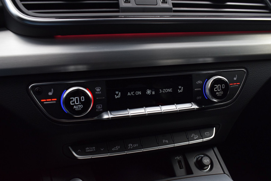Audi Q5 50 TFSI e 299pk Quattro S-line | Luchtvering | 22" | Pano | Trekhaak