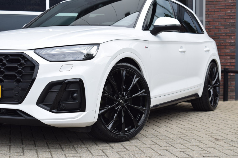 Audi Q5 50 TFSI e 299pk Quattro S-line | Luchtvering | 22" | Pano | Trekhaak
