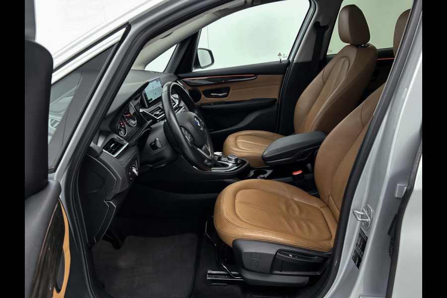 BMW 2 Serie Active Tourer 218i High Executive Automaat (PANORAMADAK, STOELVERWARMING, HEAD-UP, CAMERA, DEALER ONDERHOUDEN)