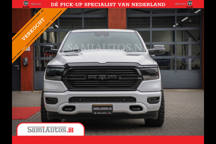 Dodge Ram 1500 LARAMIE NIGHT | NIEUW! BMP VRIJ | PANORAMA | LPG | HUD | VIRTUAL | LUCHTVERING | 360CAM | DODE HOEK | 5.7 V8 HEMI 402PK 4x4 | CREWCAB 5 PERSOONS | GRIJSKENTEKEN | VOORRAAD NR 2147 - 4802
