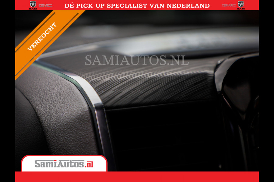 Dodge Ram 1500 LARAMIE NIGHT | NIEUW! BMP VRIJ | PANORAMA | LPG | HUD | VIRTUAL | LUCHTVERING | 360CAM | DODE HOEK | 5.7 V8 HEMI 402PK 4x4 | CREWCAB 5 PERSOONS | GRIJSKENTEKEN | VOORRAAD NR 2147 - 4802