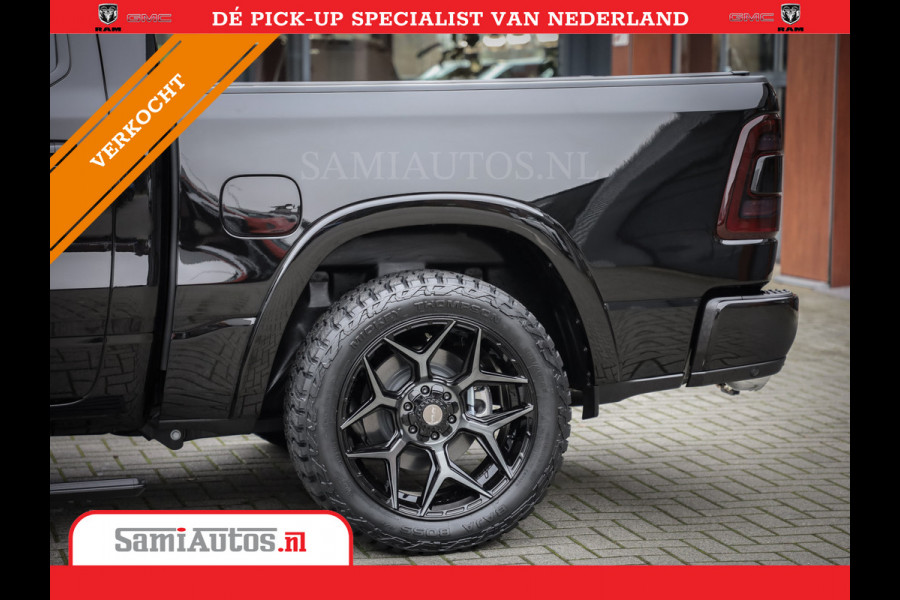 Dodge Ram 1500 LONGHORN BLACK OPS | HUD & VIRTUAL | PRIJS MET LPG + HEAD UP ADG + DEKSEL + PANORAMADAK GWJ + LUCHTVERING SER + BOM VOL | L CREW CAB | DUBBELE CABINE | 5,7L V8 HEMI 402 PK 4X4 | 5 PERSOONS | GRIJSKENTEKEN | VOORRAAD NR 2202 - 9563
