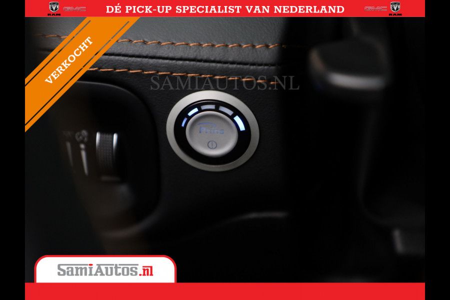 Dodge Ram 1500 LONGHORN BLACK OPS | HUD & VIRTUAL | PRIJS MET LPG + HEAD UP ADG + DEKSEL + PANORAMADAK GWJ + LUCHTVERING SER + BOM VOL | L CREW CAB | DUBBELE CABINE | 5,7L V8 HEMI 402 PK 4X4 | 5 PERSOONS | GRIJSKENTEKEN | VOORRAAD NR 2202 - 9563