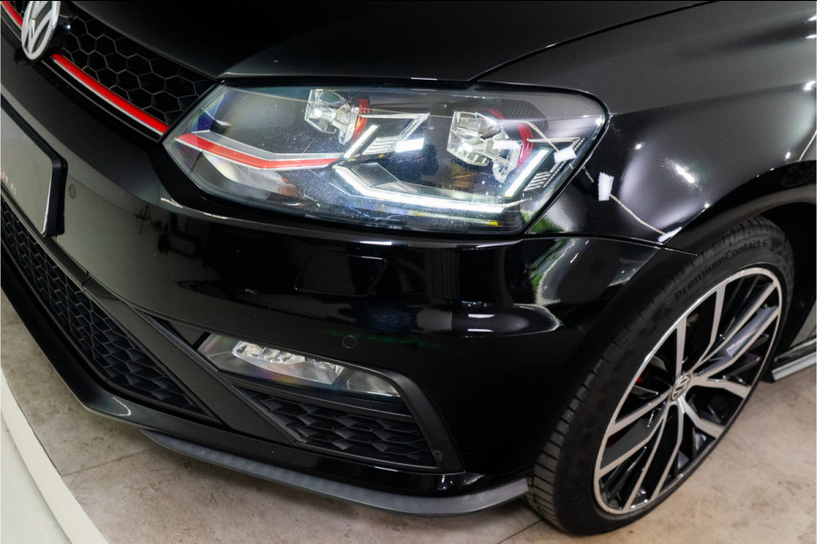 Volkswagen Polo 1.8 TSI GTI 192PK | Navi | Stoelverw. | LED | Carplay | Garantie