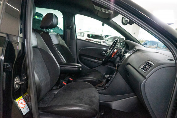 Volkswagen Polo 1.8 TSI GTI 192PK | Navi | Stoelverw. | LED | Carplay | Garantie