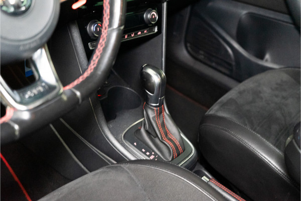 Volkswagen Polo 1.8 TSI GTI 192PK | Navi | Stoelverw. | LED | Carplay | Garantie