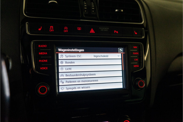 Volkswagen Polo 1.8 TSI GTI 192PK | Navi | Stoelverw. | LED | Carplay | Garantie
