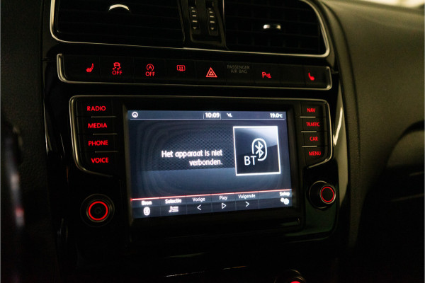 Volkswagen Polo 1.8 TSI GTI 192PK | Navi | Stoelverw. | LED | Carplay | Garantie