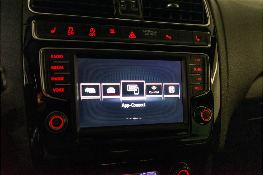 Volkswagen Polo 1.8 TSI GTI 192PK | Navi | Stoelverw. | LED | Carplay | Garantie