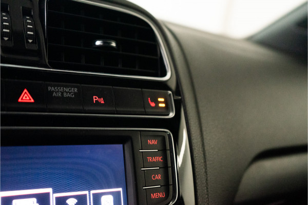 Volkswagen Polo 1.8 TSI GTI 192PK | Navi | Stoelverw. | LED | Carplay | Garantie