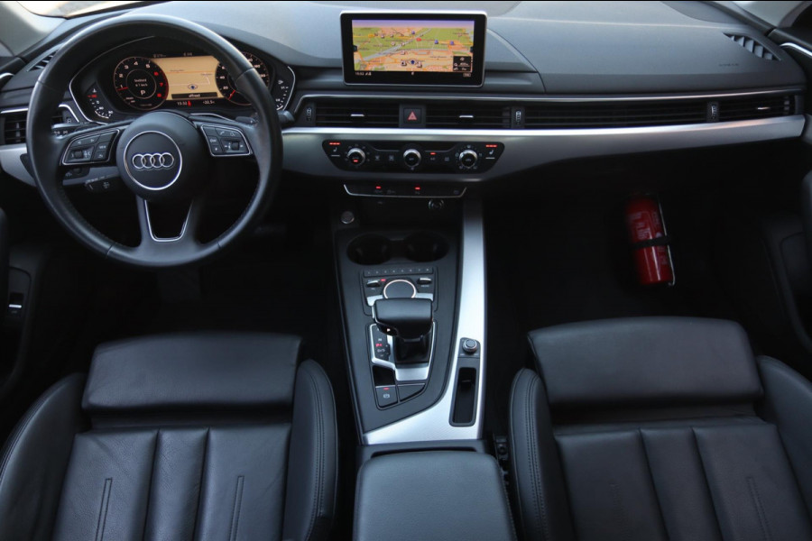 Audi A4 Limousine 35 TFSI Sport / VIRTUAL / DODEHOEK / CAMERA / CARPLAY