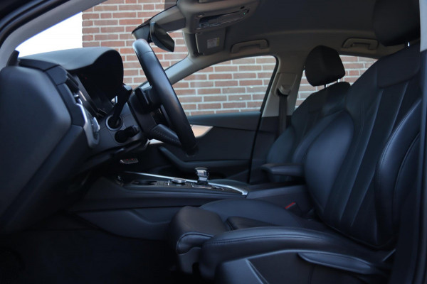Audi A4 Limousine 35 TFSI Sport / VIRTUAL / DODEHOEK / CAMERA / CARPLAY