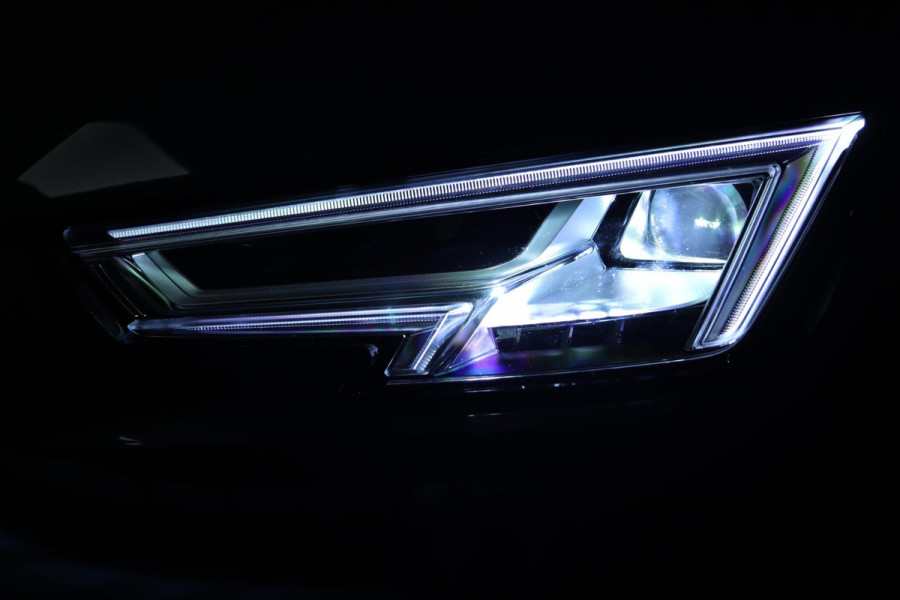 Audi A4 Limousine 35 TFSI Sport / VIRTUAL / DODEHOEK / CAMERA / CARPLAY