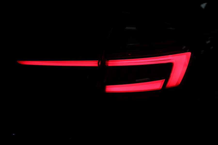 Audi A4 Limousine 35 TFSI Sport / VIRTUAL / DODEHOEK / CAMERA / CARPLAY