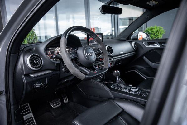 Audi RS3 Limousine 2.5 TFSI quattro - Panorama | B&O | Virtual | Keyless