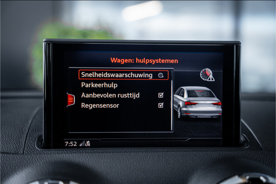 Audi RS3 Limousine 2.5 TFSI quattro - Panorama | B&O | Virtual | Keyless