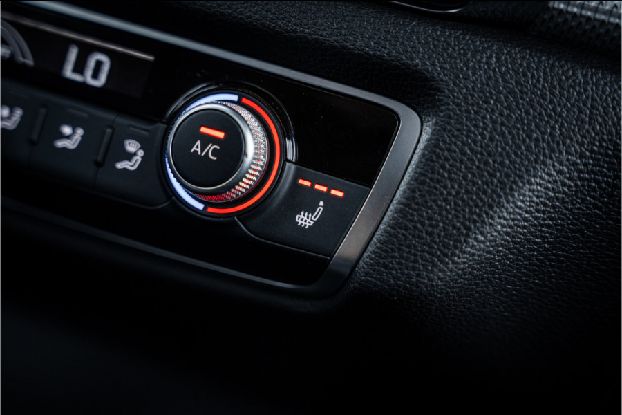 Audi RS3 Limousine 2.5 TFSI quattro - Panorama | B&O | Virtual | Keyless