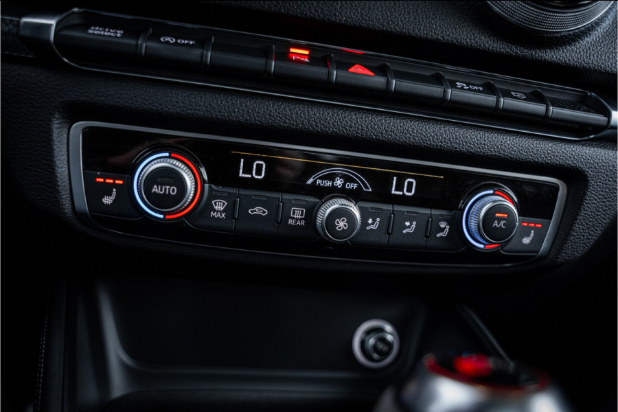 Audi RS3 Limousine 2.5 TFSI quattro - Panorama | B&O | Virtual | Keyless