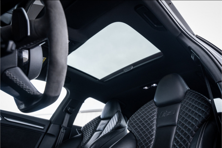 Audi RS3 Limousine 2.5 TFSI quattro - Panorama | B&O | Virtual | Keyless