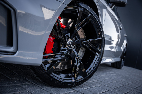 Audi RS3 Limousine 2.5 TFSI quattro - Panorama | B&O | Virtual | Keyless