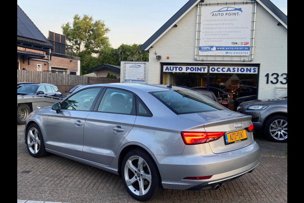Audi A3 Limousine 30 TFSI AUT/SPORTSEATS/NAVI/CRUISE/MATRIX