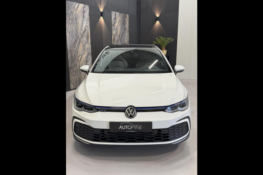 Volkswagen Golf GTE 1.4 eHyb|PANO|HUD|IQ|SFEER|BOMVOL
