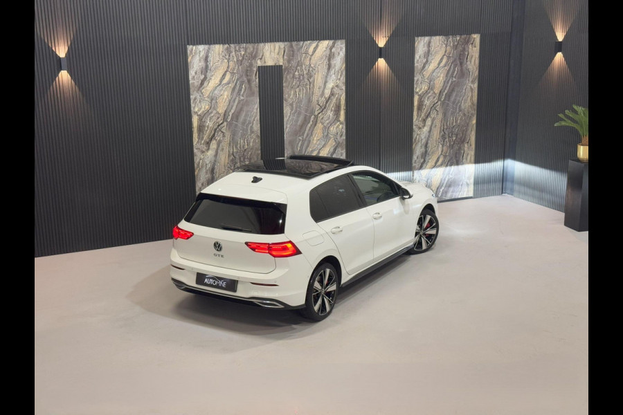 Volkswagen Golf GTE 1.4 eHyb|PANO|HUD|IQ|SFEER|BOMVOL