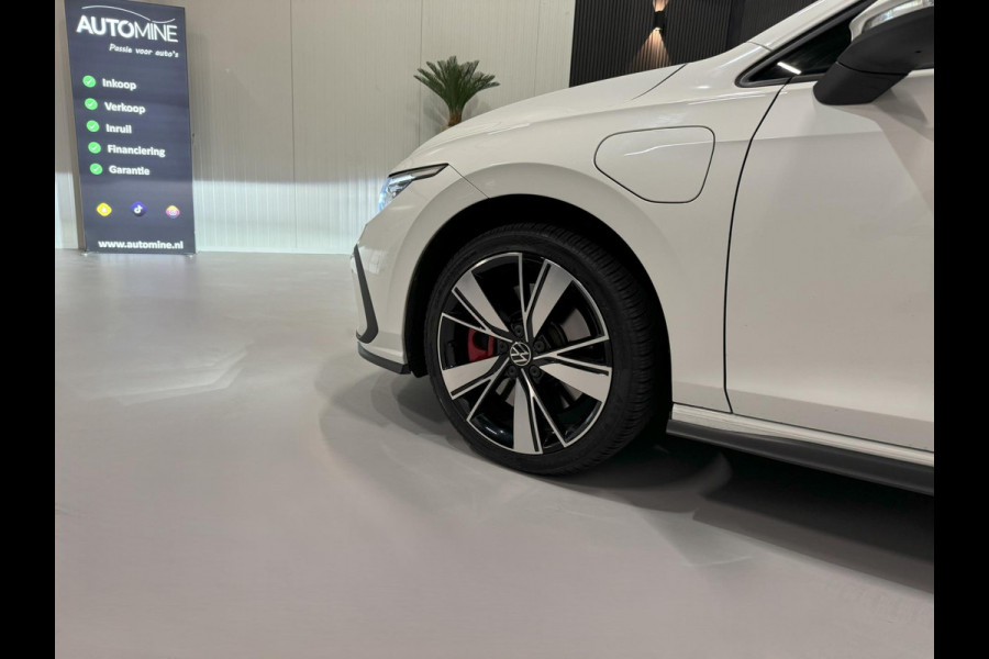 Volkswagen Golf GTE 1.4 eHyb|PANO|HUD|IQ|SFEER|BOMVOL