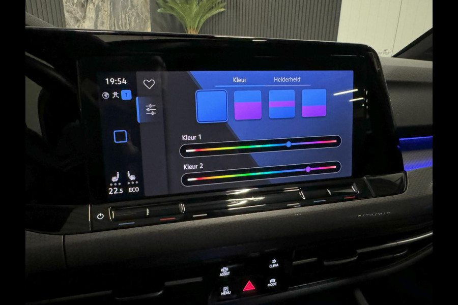 Volkswagen Golf GTE 1.4 eHyb|PANO|HUD|IQ|SFEER|BOMVOL