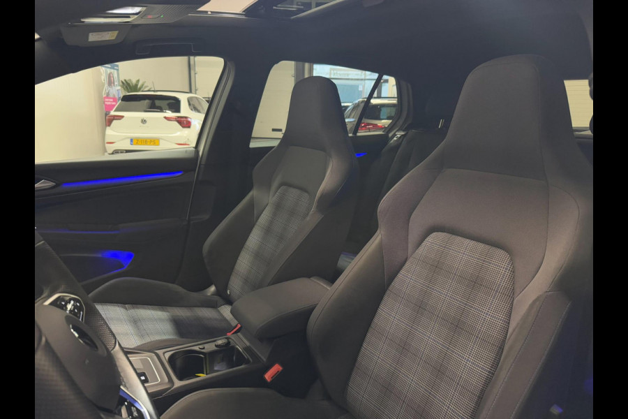 Volkswagen Golf GTE 1.4 eHyb|PANO|HUD|IQ|SFEER|BOMVOL