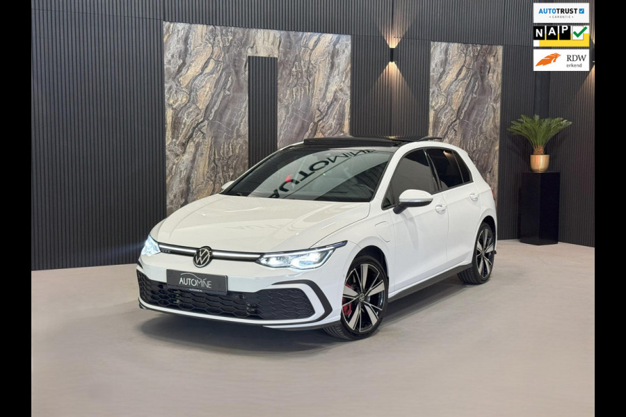 Volkswagen Golf GTE 1.4 eHyb|PANO|HUD|IQ|SFEER|BOMVOL
