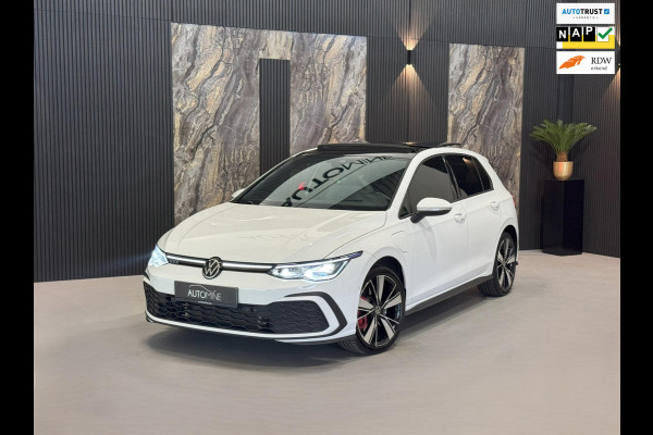 Volkswagen Golf GTE 1.4 eHyb|PANO|HUD|IQ|SFEER|BOMVOL