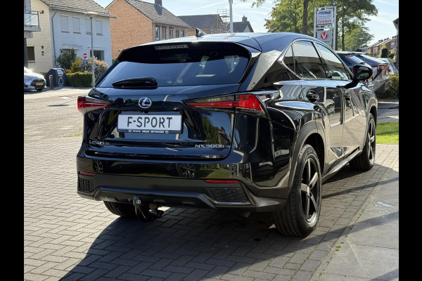 Lexus NX 300h AWD F Sport Line | Trekhaak, Panoramadak, Facelift, Leer, Stoelverwarming, Head up display, Dodehoekherkenning, 1500KG Trek