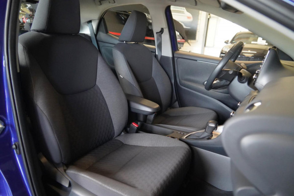Toyota Yaris 1.5 Hybrid Dynamic / 1e Eigenaar / 50dkm NAP / Camera / Climate Control / Cruise / NL-Auto