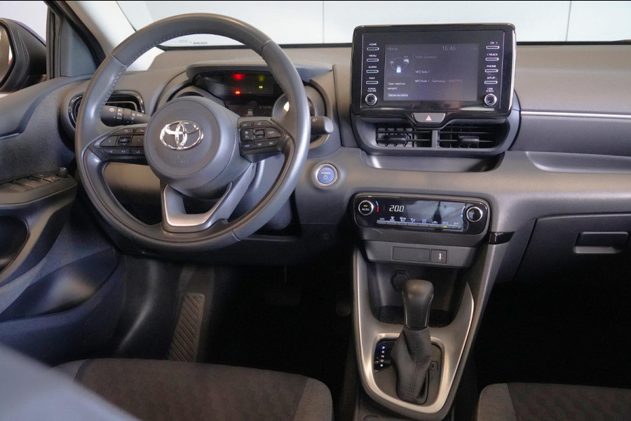 Toyota Yaris 1.5 Hybrid Dynamic / 1e Eigenaar / 50dkm NAP / Camera / Climate Control / Cruise / NL-Auto