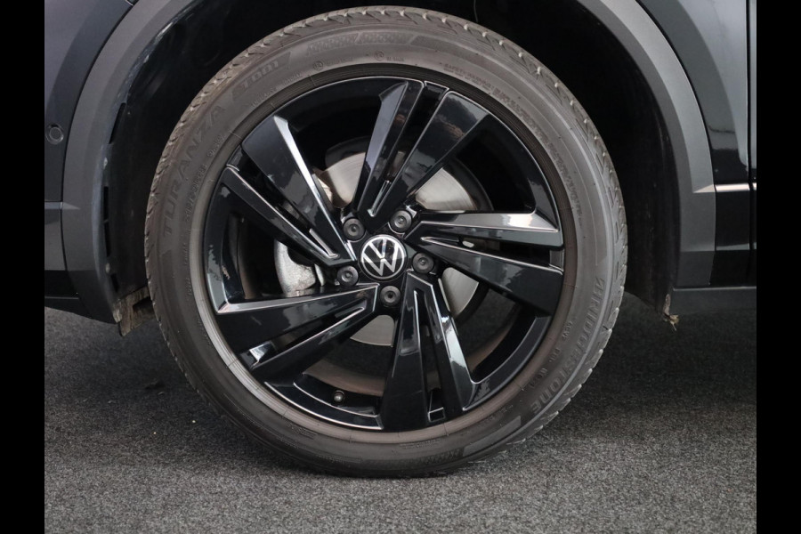 Volkswagen T-Roc 1.5 TSI R-Line 150 pk Automaat DSG) | Verlengde garantie | Navigatie via App | Parkeersensoren (Park assist) | Acteruitrijcamera | Black Style pakket | R-Line |