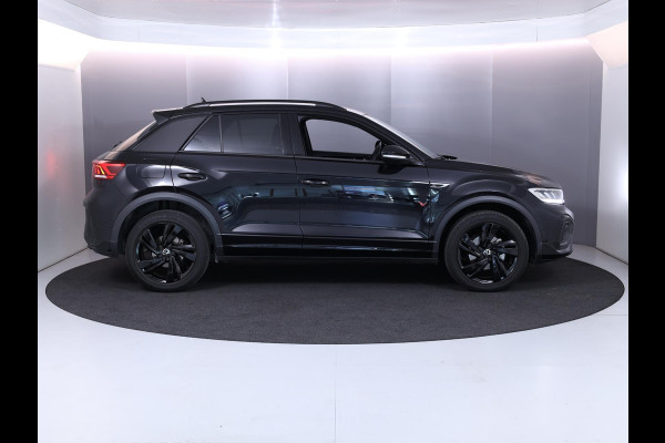 Volkswagen T-Roc 1.5 TSI R-Line 150 pk Automaat DSG) | Verlengde garantie | Navigatie via App | Parkeersensoren (Park assist) | Acteruitrijcamera | Black Style pakket | R-Line |