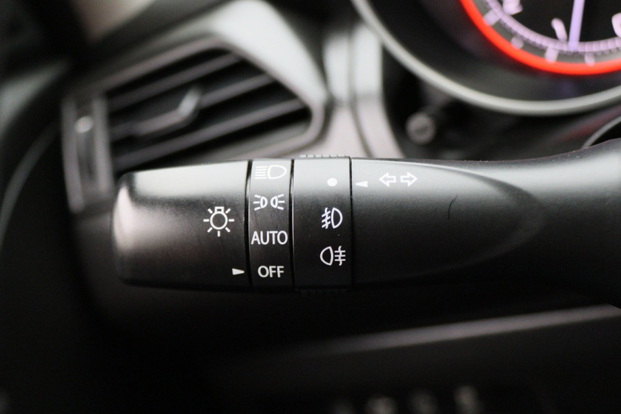 Suzuki Swift 1.2 Stijl Smart Hybrid Climate, ACC, Camera, Apple Carplay, DAB, LED, Trekhaak, 16''