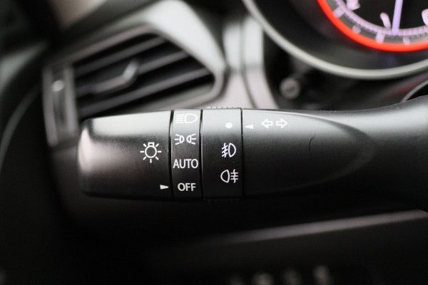Suzuki Swift 1.2 Stijl Smart Hybrid Climate, ACC, Camera, Apple Carplay, DAB, LED, Trekhaak, 16''