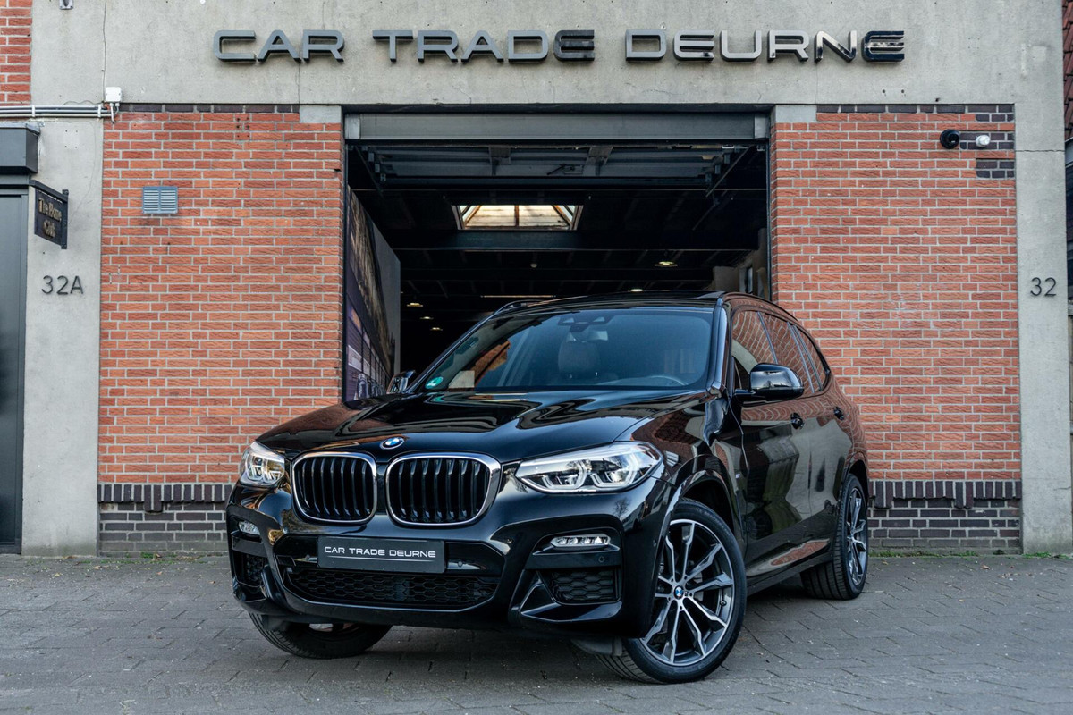 BMW X3 xDrive20i High Executive M-Sport Pano / HUD / Camera BMW X3 xDrive20i High Executive M-Sport Pano / HUD / Camera