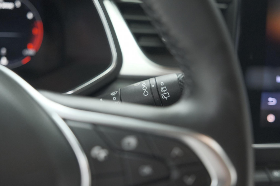 Renault Captur TCe 90 Techno | 360 Camera | Navigatie | 9.3 Inch Groot Scherm | Apple Carplay | Parkeersensoren