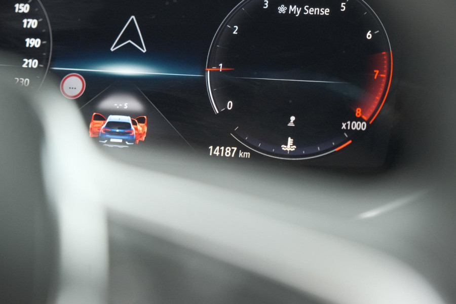 Renault Captur TCe 90 Techno | 360 Camera | Navigatie | 9.3 Inch Groot Scherm | Apple Carplay | Parkeersensoren