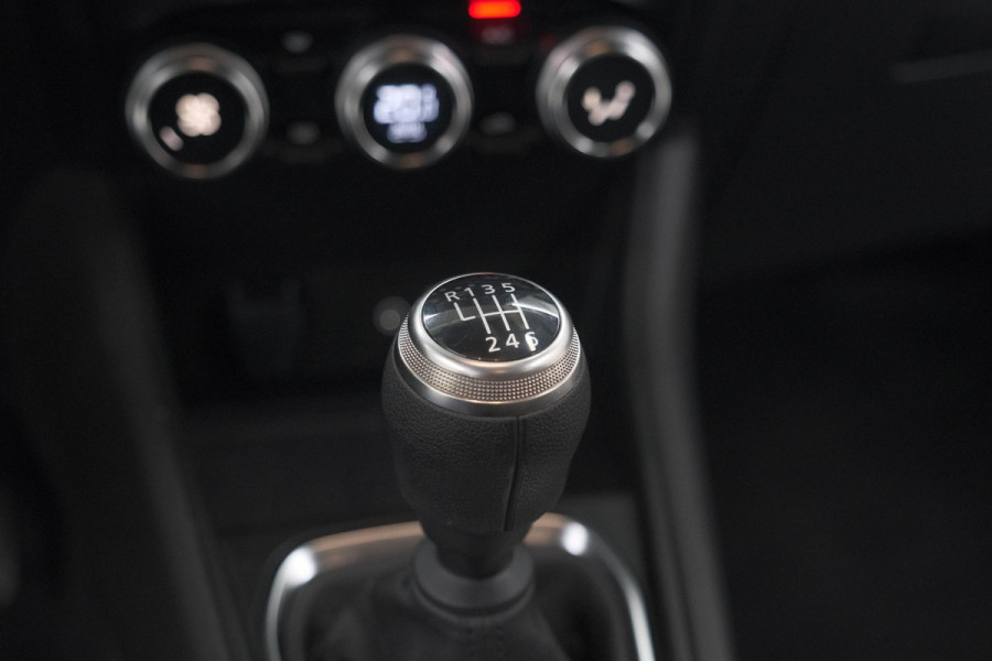 Renault Captur TCe 90 Techno | 360 Camera | Navigatie | 9.3 Inch Groot Scherm | Apple Carplay | Parkeersensoren
