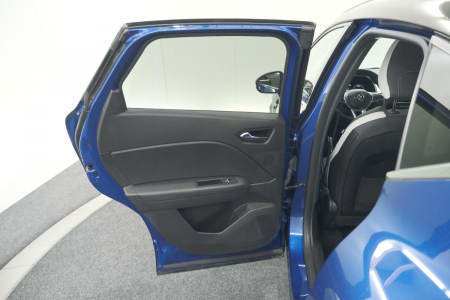 Renault Captur TCe 90 Techno | 360 Camera | Navigatie | 9.3 Inch Groot Scherm | Apple Carplay | Parkeersensoren
